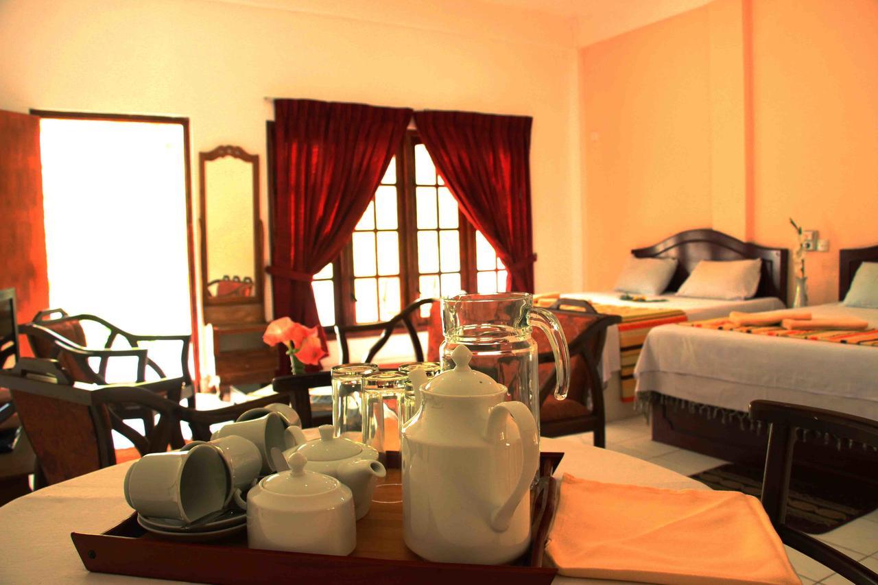 White Elephant Hotel Maskeliya エクステリア 写真