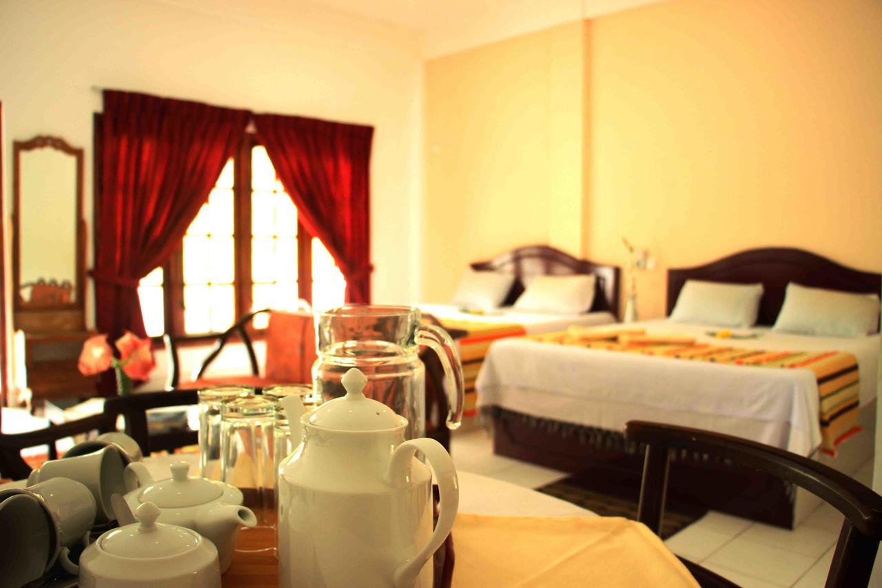 White Elephant Hotel Maskeliya エクステリア 写真